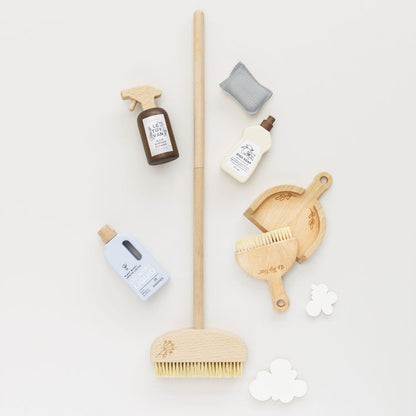 7 Piece Eco-friendly Wooden Cleaning Set