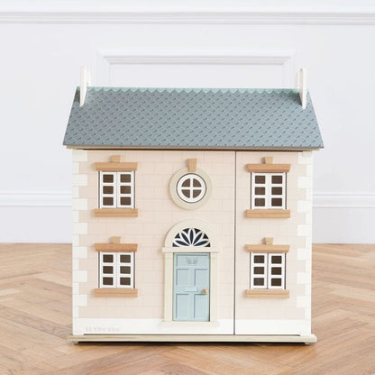 Bay Tree Wooden Dollhouse
