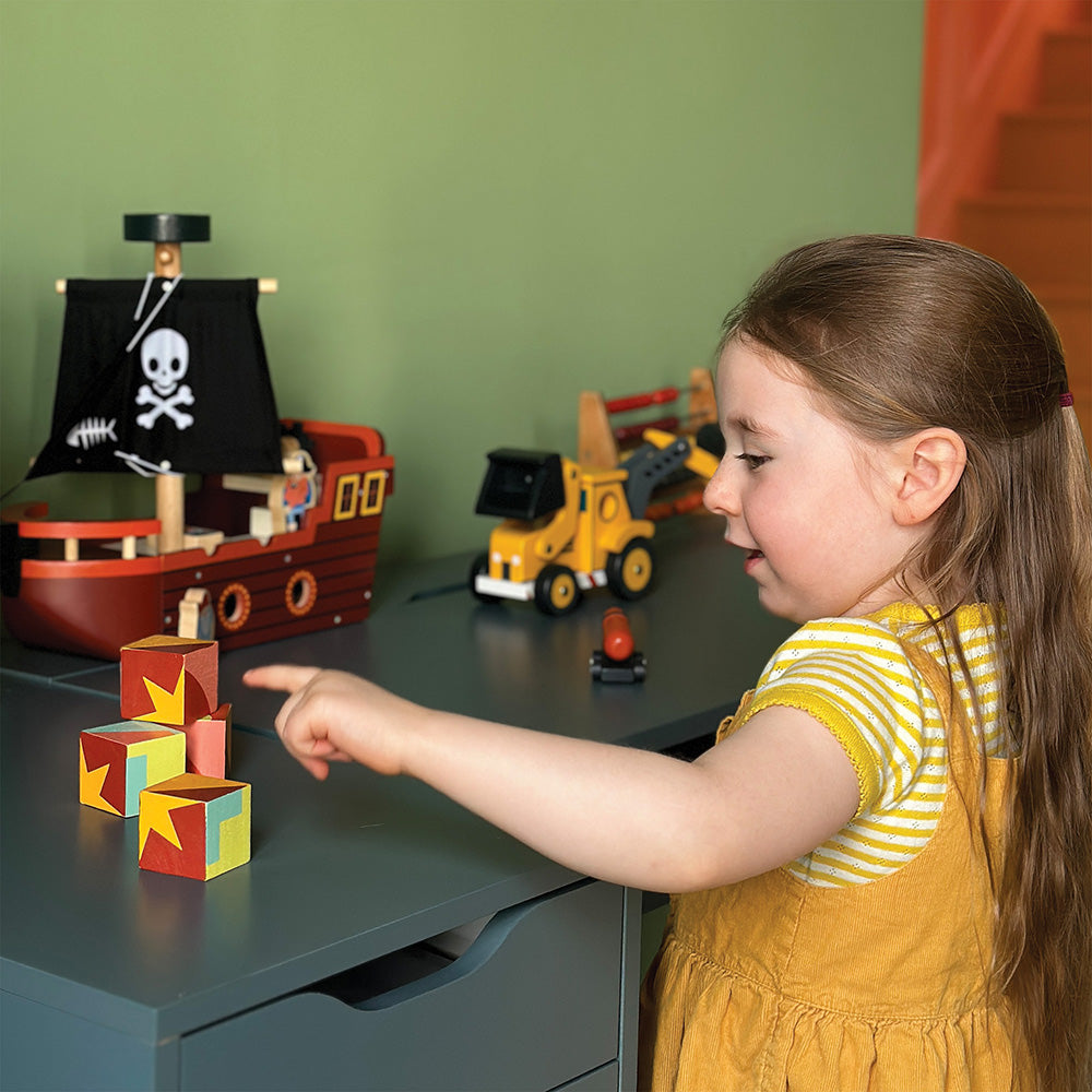 Fishbones Pirate Ship