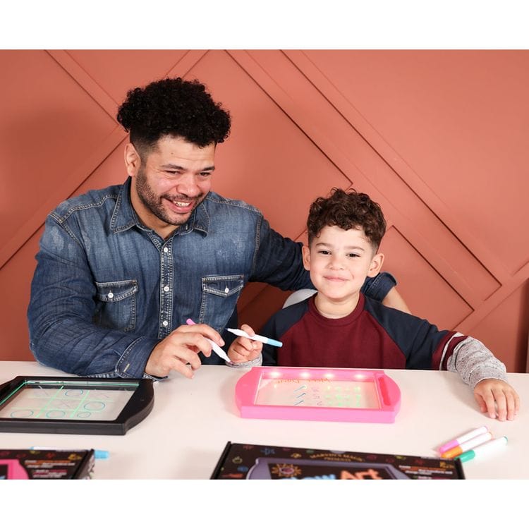 Marvin’s Magic Glow Art Craft Kit - Pink