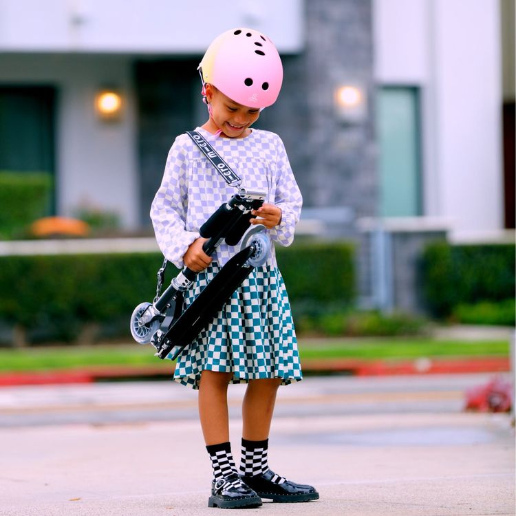 Micro Sprite LED Scooter - Black