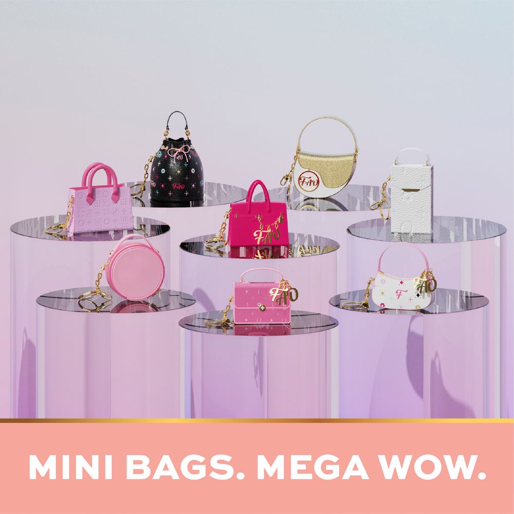 Spring St. Mini Saddle Bag Charm