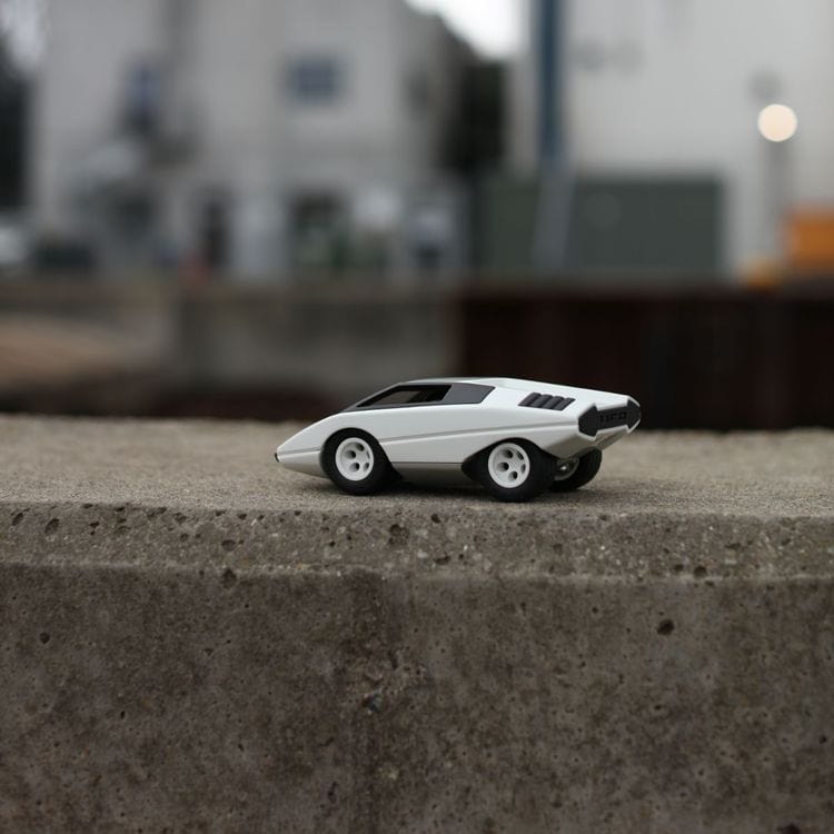 UFO Colomba Car - White