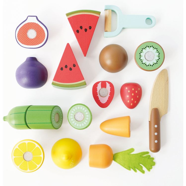 Wooden Chopping Board & Sliceable Play Food