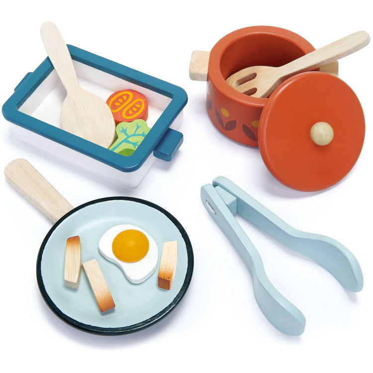 Wooden Pots & Pans