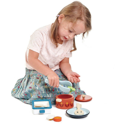 Wooden Pots & Pans